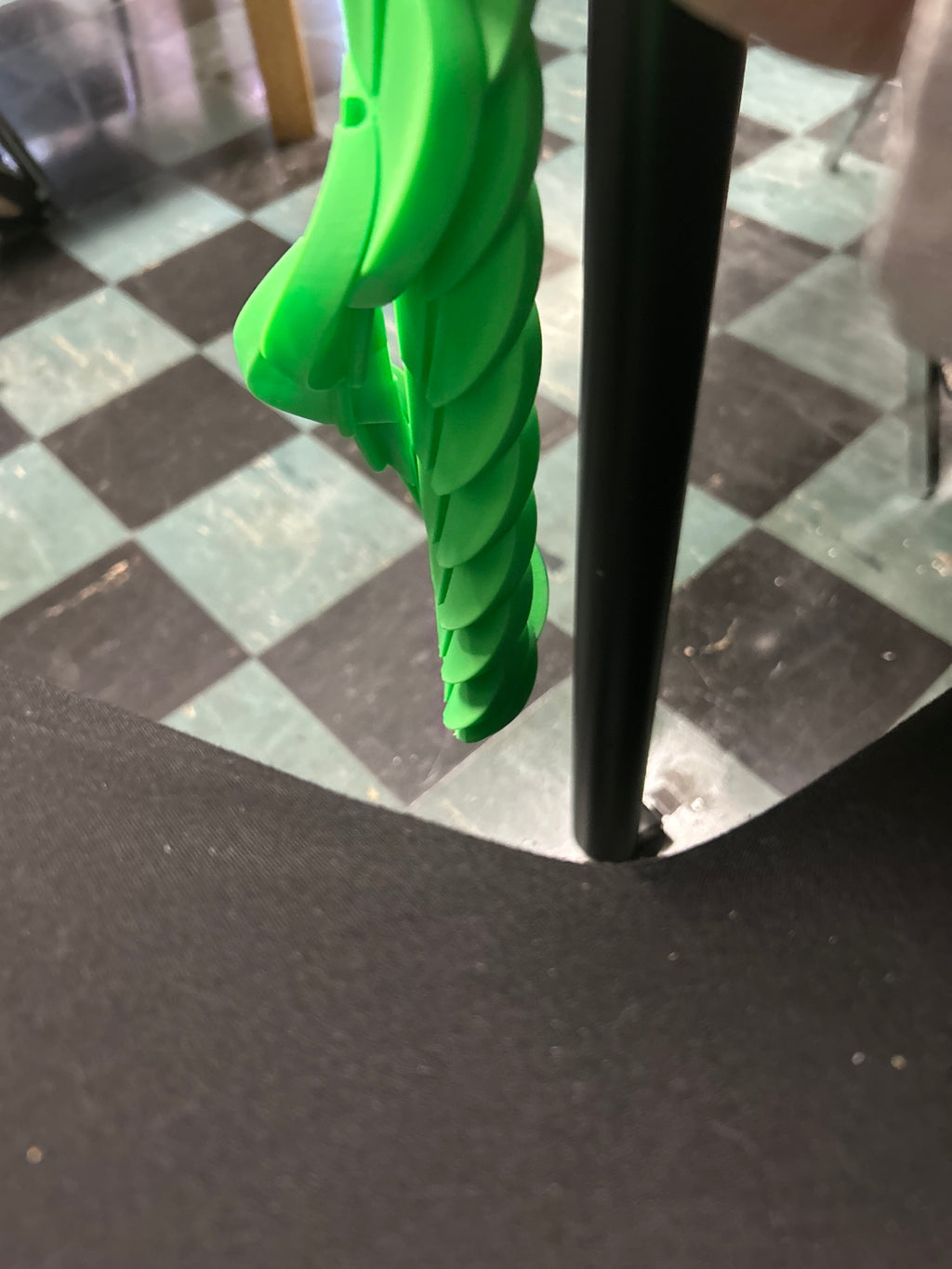 Twisty ball fidget