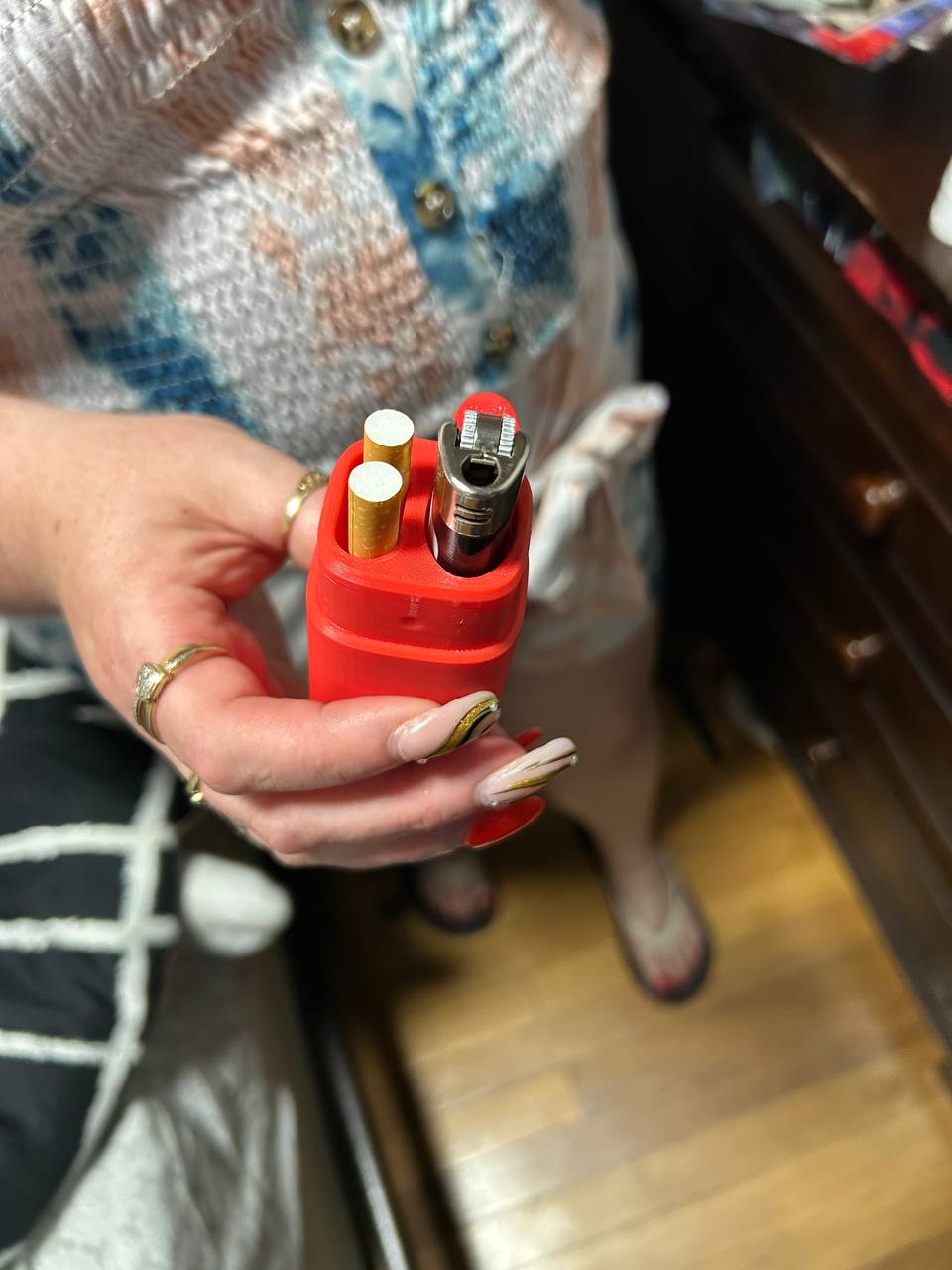 lighter and cigarette holder